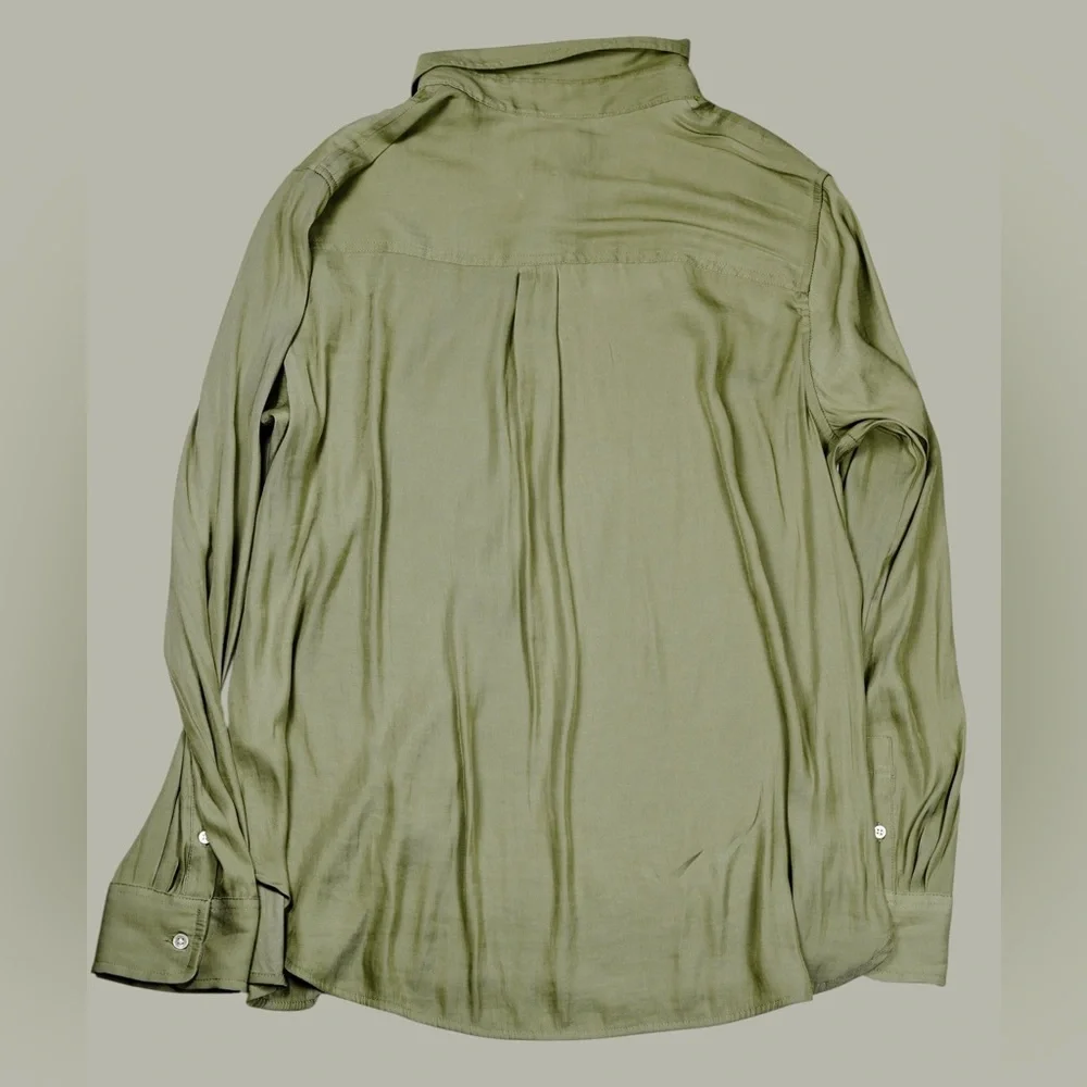 Banana Republic Olive Green Dillon Long Sleeve Button-Up Shirt – Size L